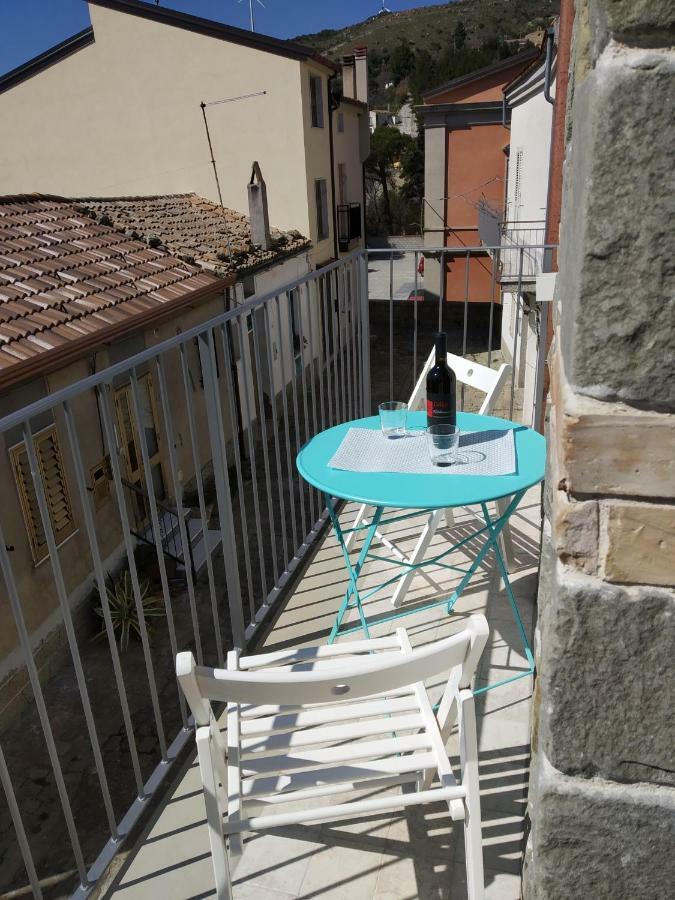 La Casa Dei Panorami Di Colobraro Apartment Bagian luar foto